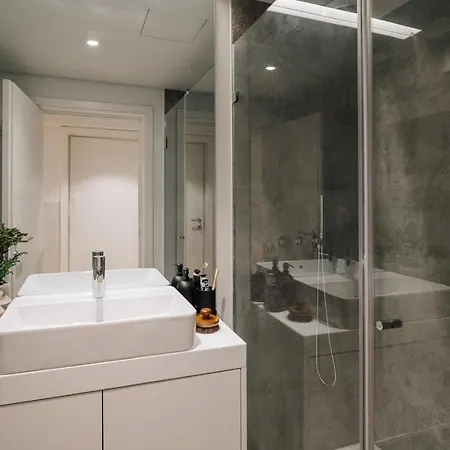 Апартаменти Aveiro - 3 Bedrooms And Terrace In Amoreiras *