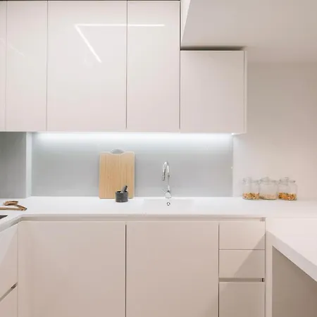 Aveiro - 3 Bedrooms And Terrace In Amoreiras * Lisboa