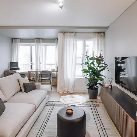 Aveiro - 3 Bedrooms And Terrace In Amoreiras