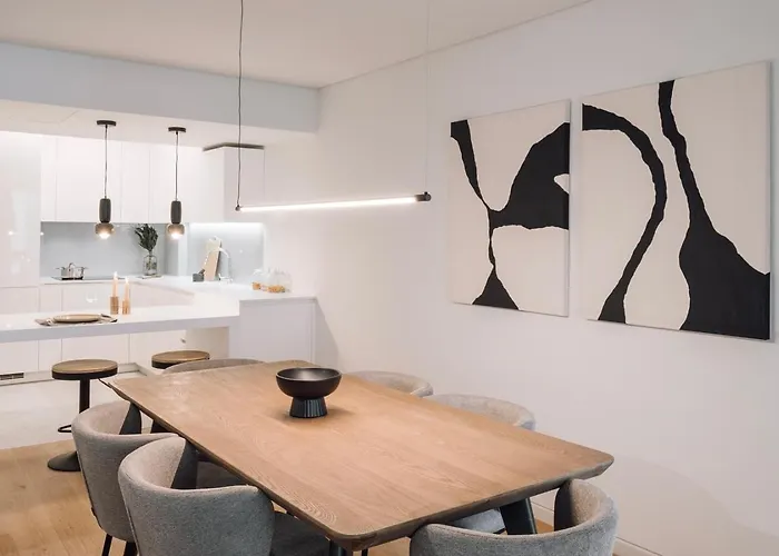 Aveiro - 3 Bedrooms And Terrace In Amoreiras Lisboa