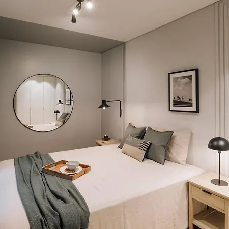 דירה Aveiro - 3 Bedrooms And Terrace In Amoreiras ליסבון
